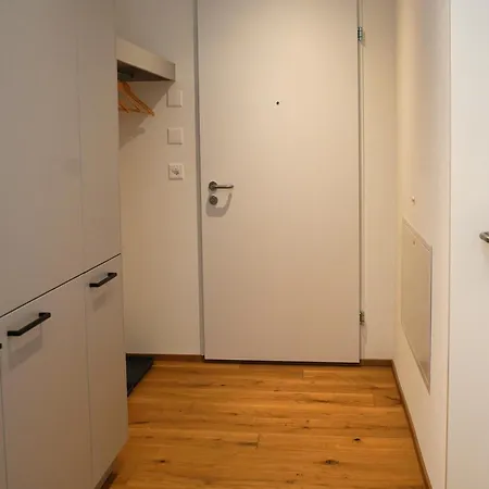 Penthouse Mit Panoramaterrasse & Bergblick In Apartment *