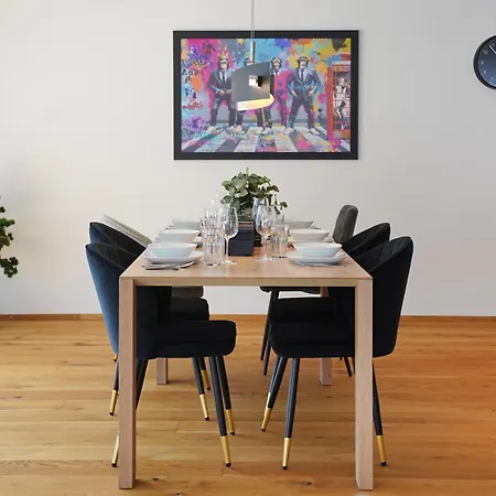 Apartment Penthouse Mit Panoramaterrasse & Bergblick In Landquart